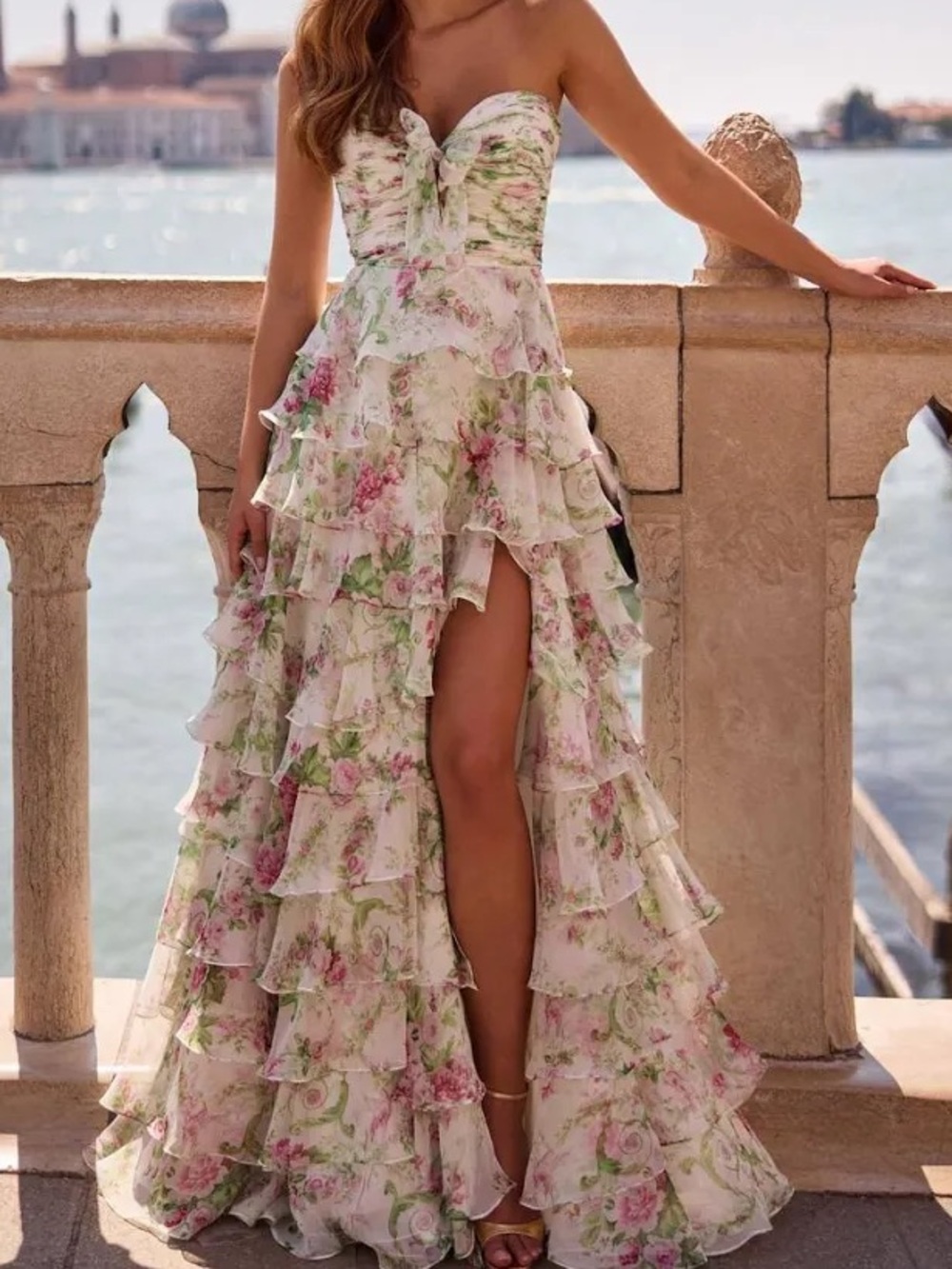 Couture Lee strapless chiffon gown, featuring a vibrant pink floral NWT 6